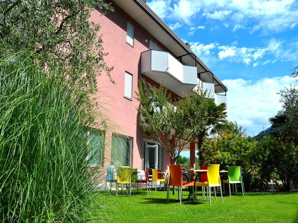 Park Hotel Eden Torbole Sul Garda Eksteriør bilde