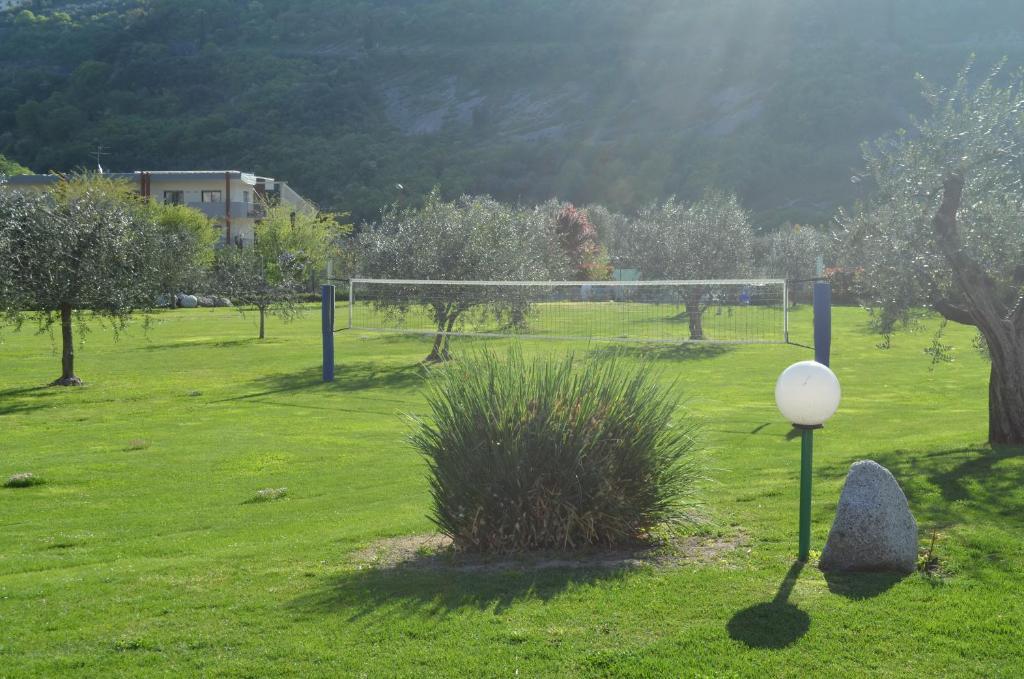Park Hotel Eden Torbole Sul Garda Eksteriør bilde